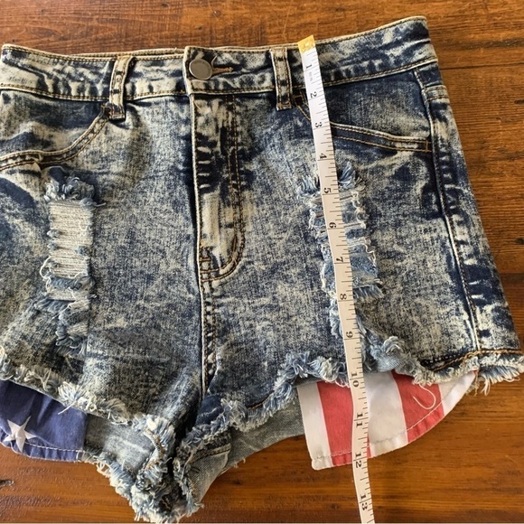 Denim Blvd Jean Acid Wash Shorts Distressed Stars & Stripes Flag Patriotic Sz S - Picture 6 of 7